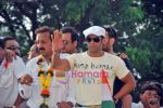 Salman Khan campaigns for Baba Siddiqui in Juhu, Mumbai on 8th Oct 2009 (19).JPG
